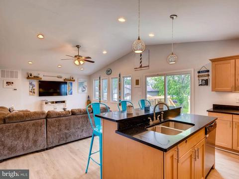 3106 River Drive Rd, Sparrows Point, MD 21219 photo 11