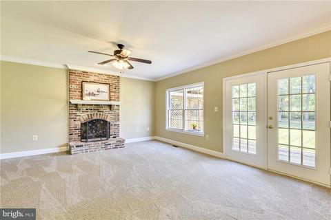 19744 Selby Ave, Poolesville, MD 20837 photo 5