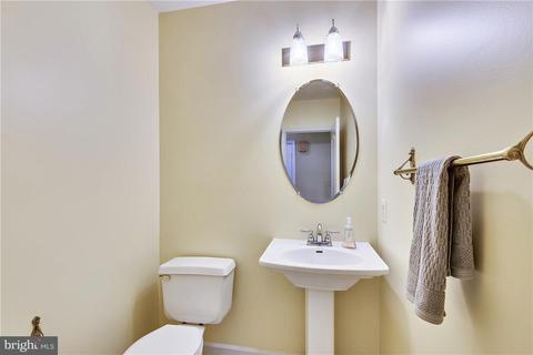 19744 Selby Ave, Poolesville, MD 20837 photo 11