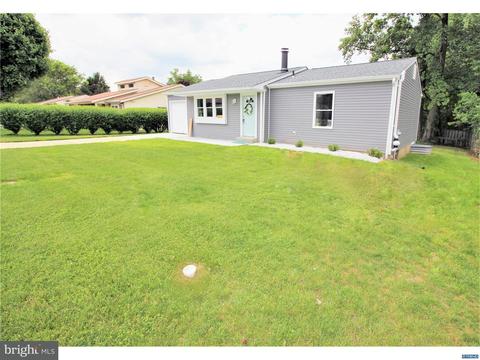 465 Hyde Pl, Bear, DE 19701 photo 1