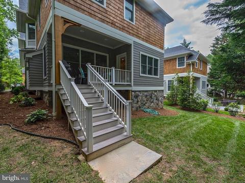 6834 Saint Albans Rd, Mclean, VA 22101 photo 29