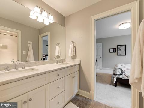 6834 Saint Albans Rd, Mclean, VA 22101 photo 18