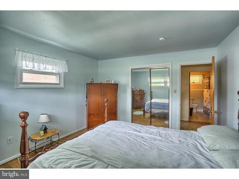 1234 Commonwealth Blvd, Reading, PA 19607 photo 11