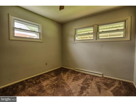 1234 Commonwealth Blvd, Reading, PA 19607 photo 14