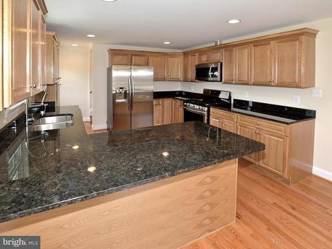 5904 Brunswick St, Springfield, VA 22150 photo 8