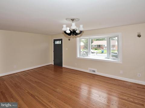 5904 Brunswick St, Springfield, VA 22150 photo 5