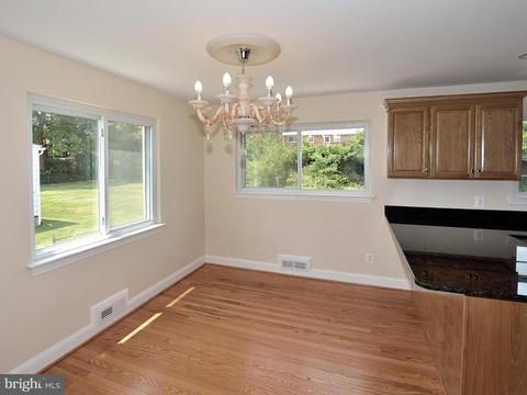 5904 Brunswick St, Springfield, VA 22150 photo 7