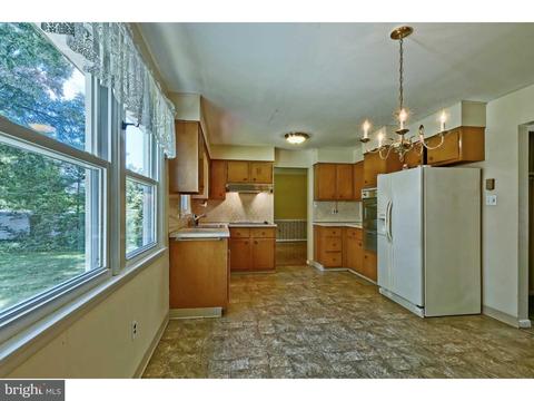 424 Birch Dr, Mickleton, NJ 08056 photo 9