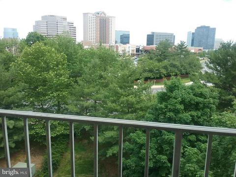 1645 International Dr #414, Mclean, VA 22102 photo 1