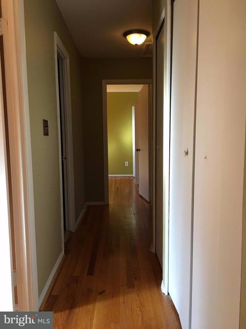 7403 Newburg Dr, Lanham, MD 20706 photo 9