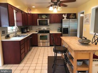 4001 Bee Ct, Westminster, MD 21157 photo 7