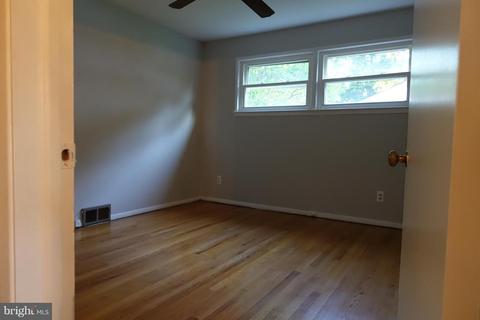 5411 Clifton St, Springfield, VA 22151 photo 11