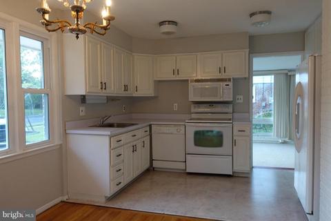 5411 Clifton St, Springfield, VA 22151 photo 5