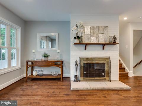 5506 Kathleen Pl, Springfield, VA 22151 photo 4