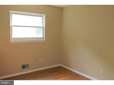38 Hardwick Dr, Ewing, NJ 08638 photo 8