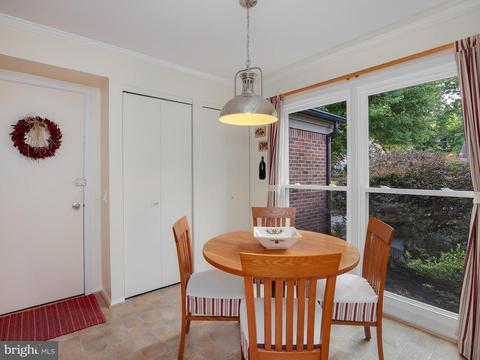 2220 Countryside Dr, Silver Spring, MD 20905 photo 7