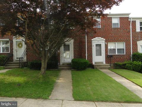669 Queensgate Rd, Baltimore, MD 21229 photo 1
