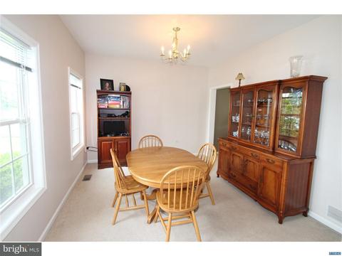 302 Red Cedar Ln, Bear, DE 19701 photo 7