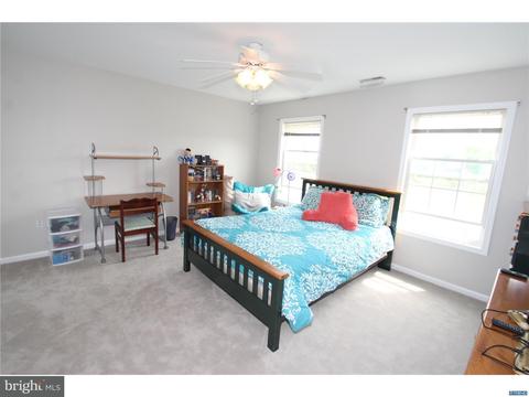 302 Red Cedar Ln, Bear, DE 19701 photo 16