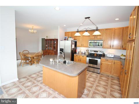 302 Red Cedar Ln, Bear, DE 19701 photo 5