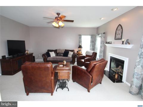 302 Red Cedar Ln, Bear, DE 19701 photo 9