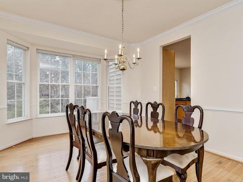 11047 Birchtree Ln, Laurel, MD 20723 photo 6