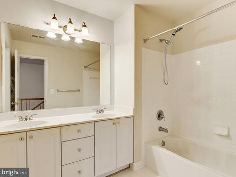 11047 Birchtree Ln, Laurel, MD 20723 photo 23