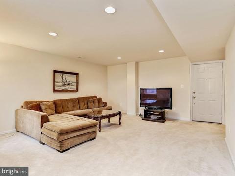 11047 Birchtree Ln, Laurel, MD 20723 photo 24