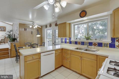 11745 Lovejoy St, Silver Spring, MD 20902 photo 9