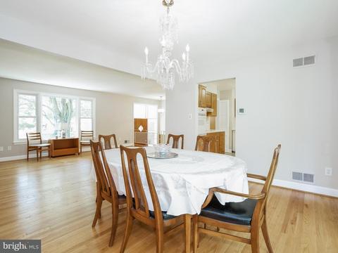 1800 Ladd St, Silver Spring, MD 20902 photo 4