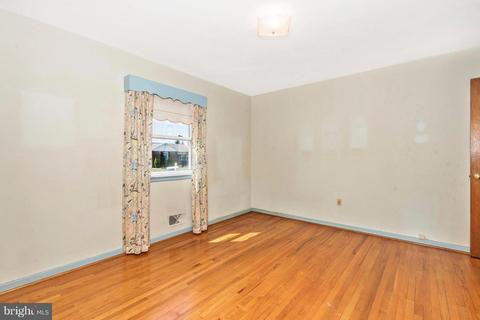 906 Cherokee Trl, Frederick, MD 21701 photo 4