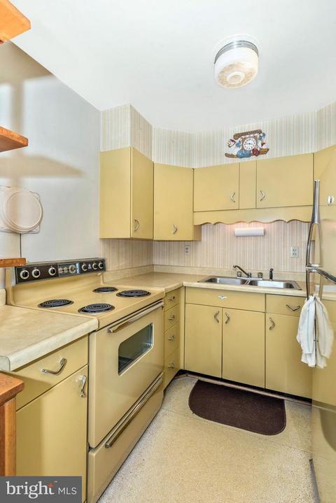 906 Cherokee Trl, Frederick, MD 21701 photo 8
