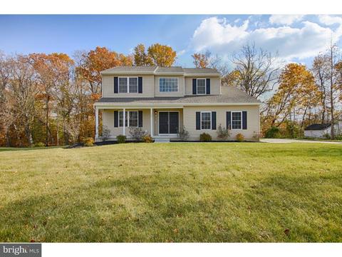 303 Patsy Ct, Paulsboro, NJ 08066 photo 1