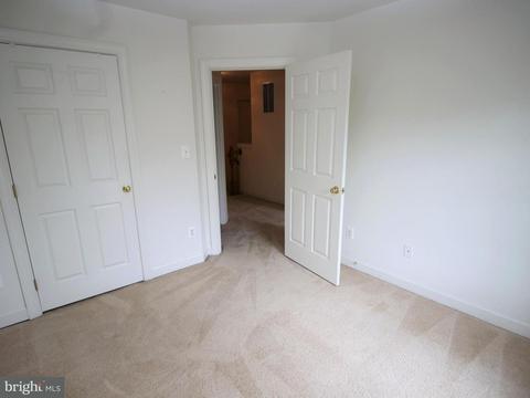 6633 Debra Lu Way, Springfield, VA 22150 photo 9