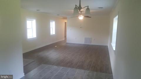 25427 Warren Ave, Cascade, MD 21719 photo 4
