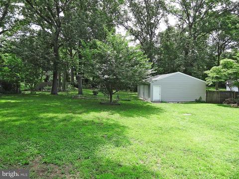 895 Woods Rd, Pasadena, MD 21122 photo 5
