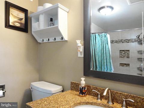 895 Woods Rd, Pasadena, MD 21122 photo 21
