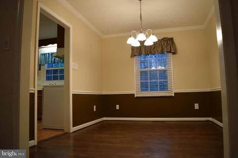 14761 Conway Dr, Manassas, VA 20112 photo 9