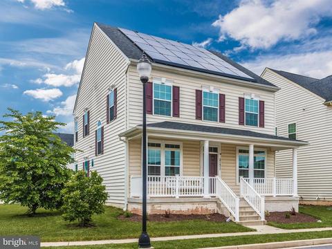 2171 Infantry Dr, Frederick, MD 21702 photo 2