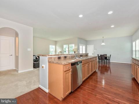 2171 Infantry Dr, Frederick, MD 21702 photo 9