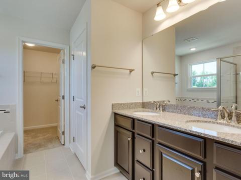 17529 Spring Cress Dr, Dumfries, VA 22026 photo 15