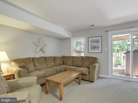 8428 Springfield Oaks Dr, Springfield, VA 22153 photo 20