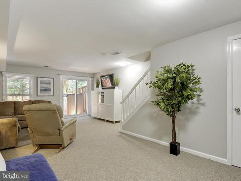 8428 Springfield Oaks Dr, Springfield, VA 22153 photo 19