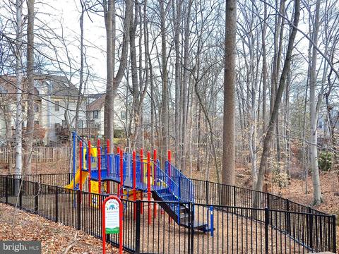 8428 Springfield Oaks Dr, Springfield, VA 22153 photo 25