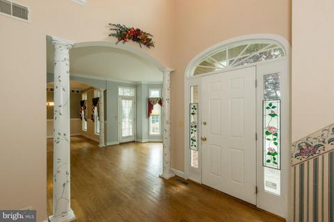 898 Sumner Ct, Westminster, MD 21158 photo 4