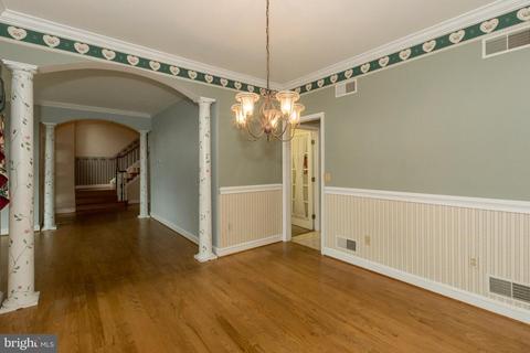 898 Sumner Ct, Westminster, MD 21158 photo 8