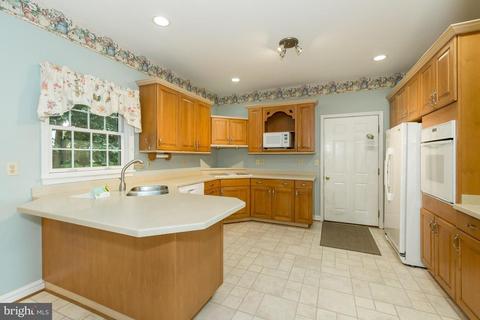 898 Sumner Ct, Westminster, MD 21158 photo 11