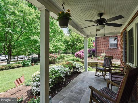 1912 Lansdowne Way, Silver Spring, MD 20910 photo 3