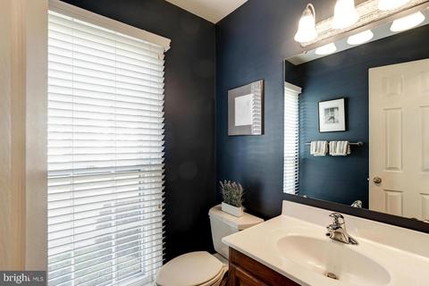 7415 Ridge Oak Ct, Springfield, VA 22153 photo 9