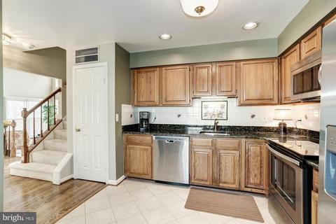 7415 Ridge Oak Ct, Springfield, VA 22153 photo 6